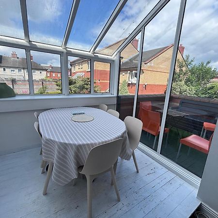 Central, Comfortable And Spacious 4 Bed Duplex Δουβλίνο Εξωτερικό φωτογραφία