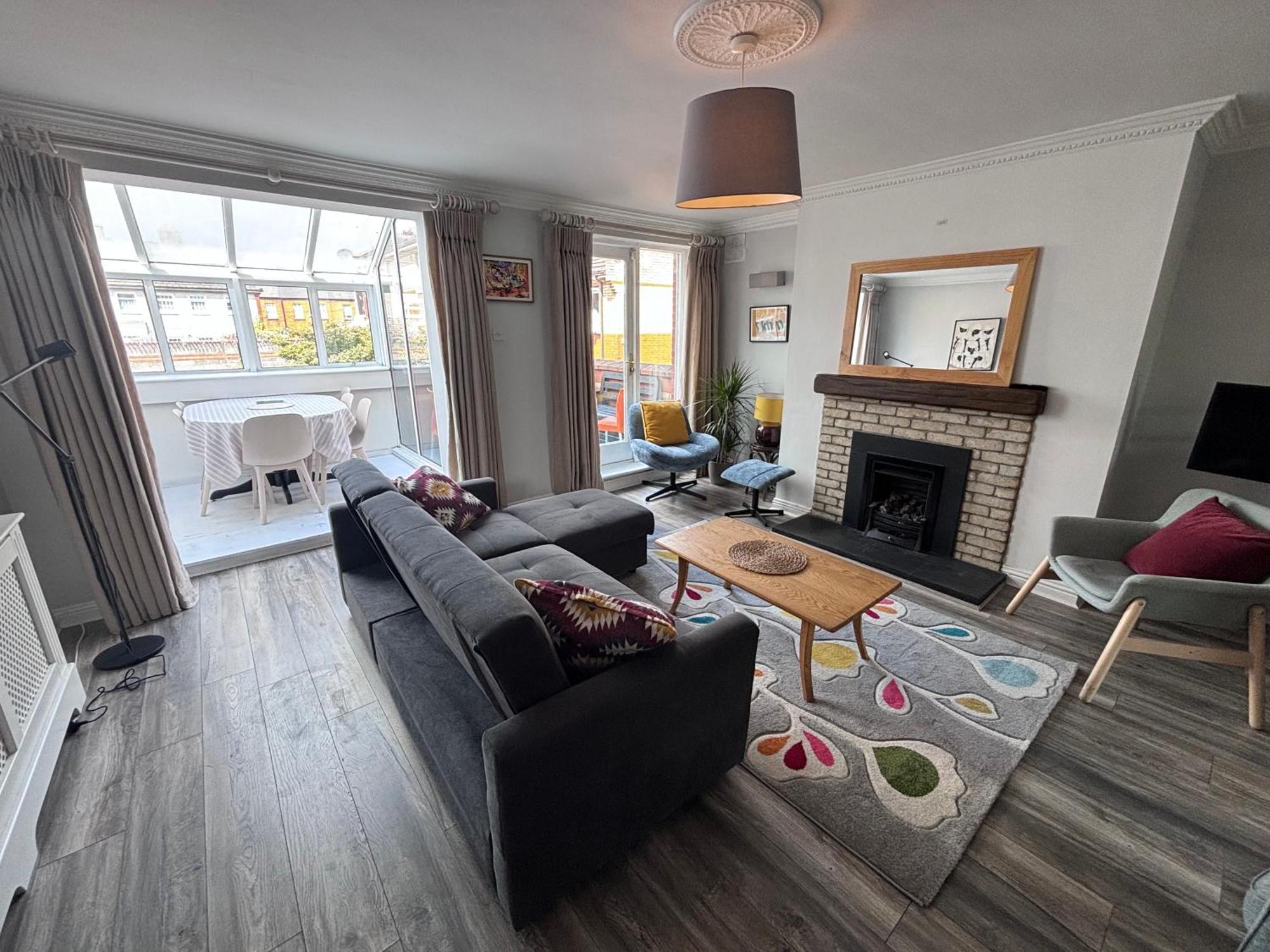 Central, Comfortable And Spacious 4 Bed Duplex Δουβλίνο Εξωτερικό φωτογραφία