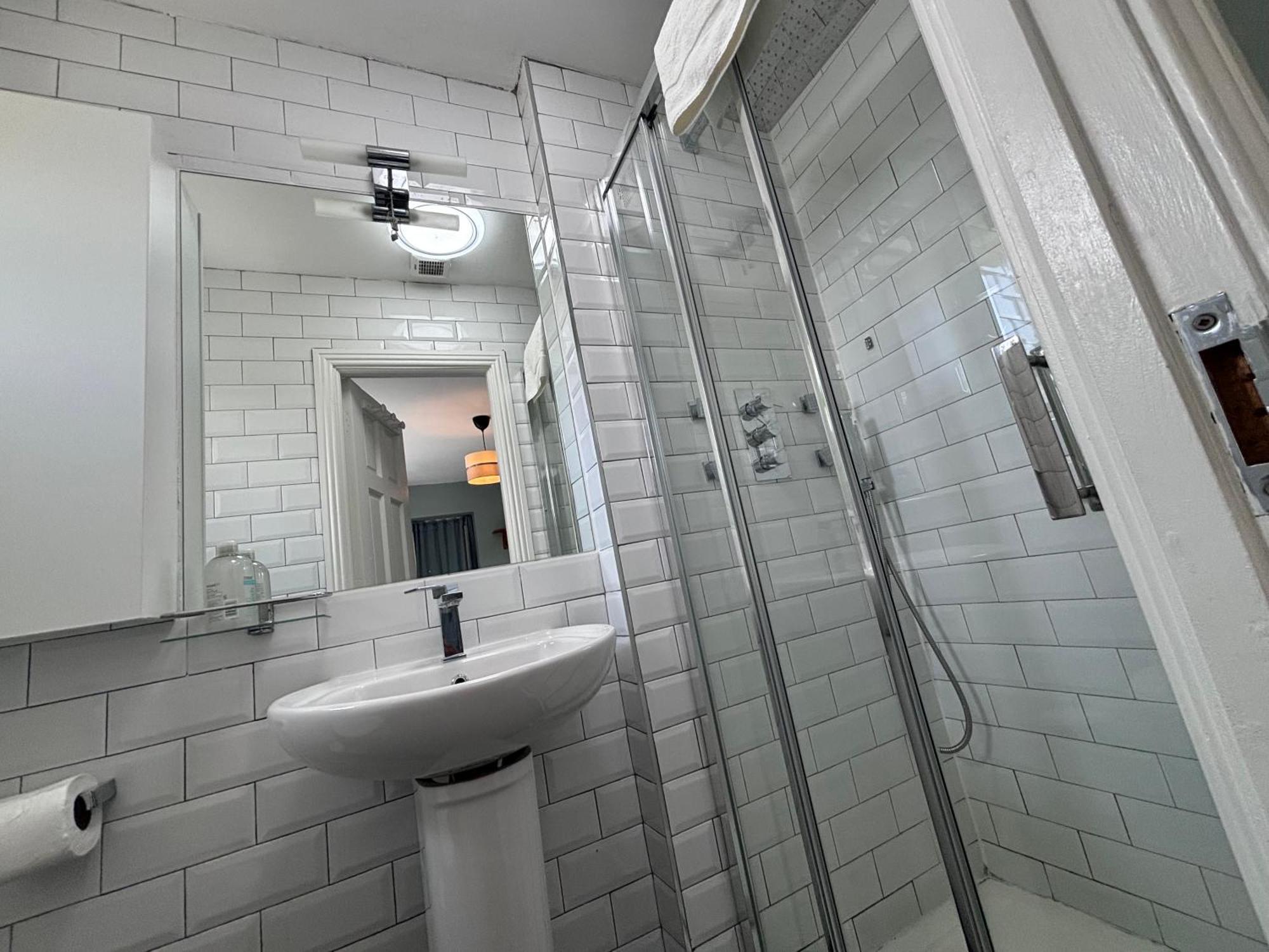 Central, Comfortable And Spacious 4 Bed Duplex Δουβλίνο Εξωτερικό φωτογραφία