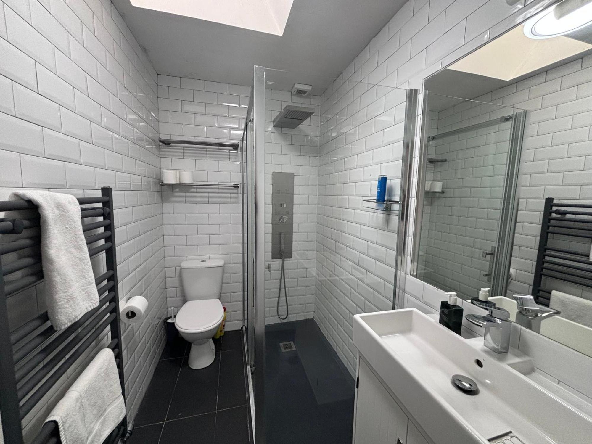 Central, Comfortable And Spacious 4 Bed Duplex Δουβλίνο Εξωτερικό φωτογραφία